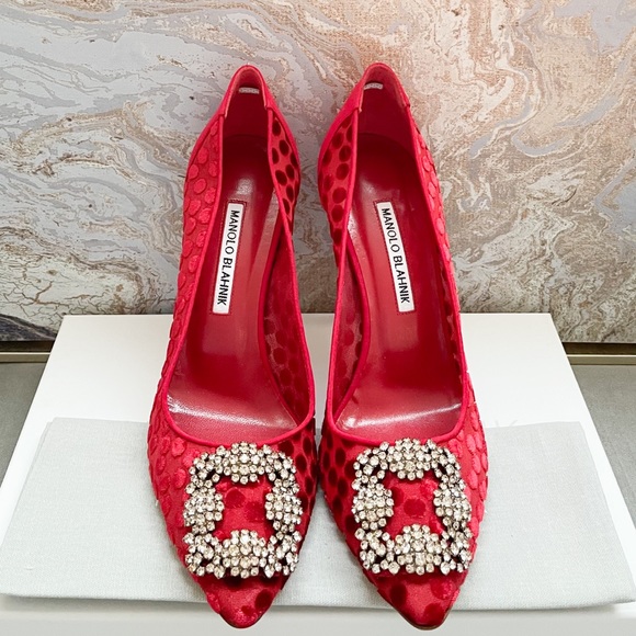 New! Manolo Blahnik Hangisi Red Jewel Buckle Pumps - Picture 4 of 11